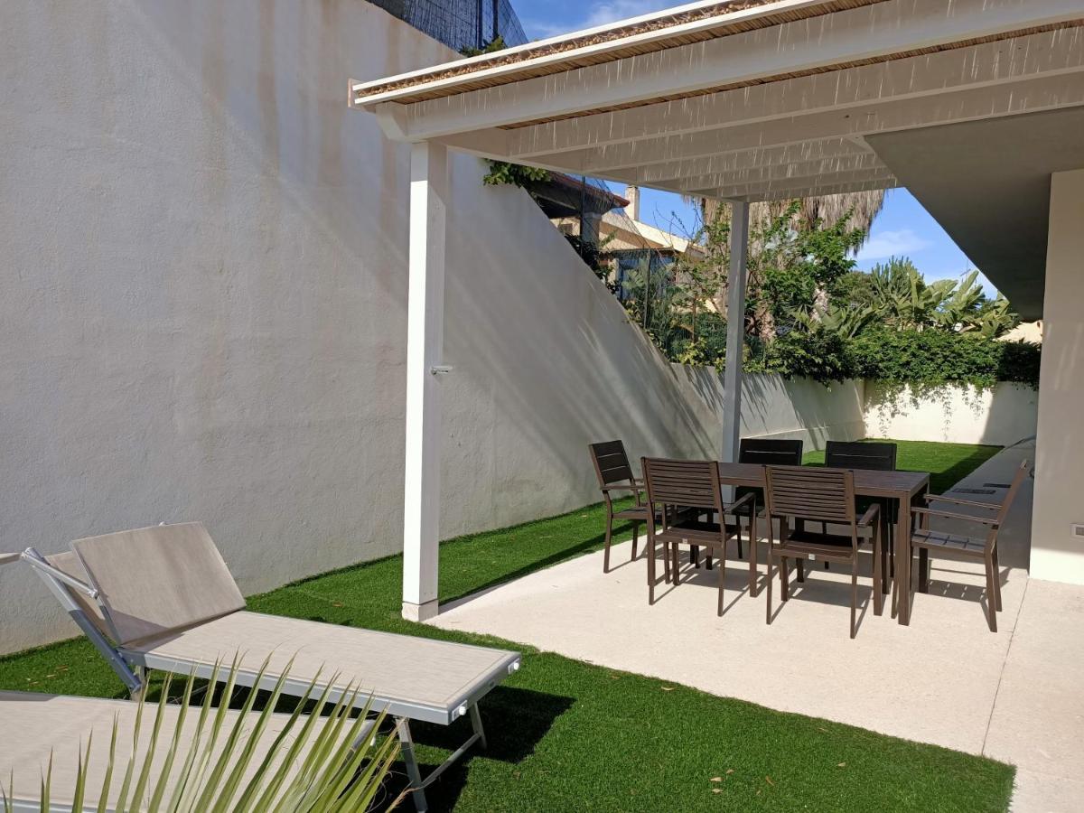 Casa Malaga Apartment Марина ди Рагуса Екстериор снимка