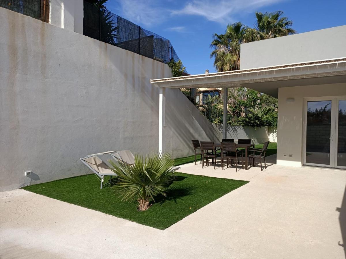 Casa Malaga Apartment Марина ди Рагуса Екстериор снимка